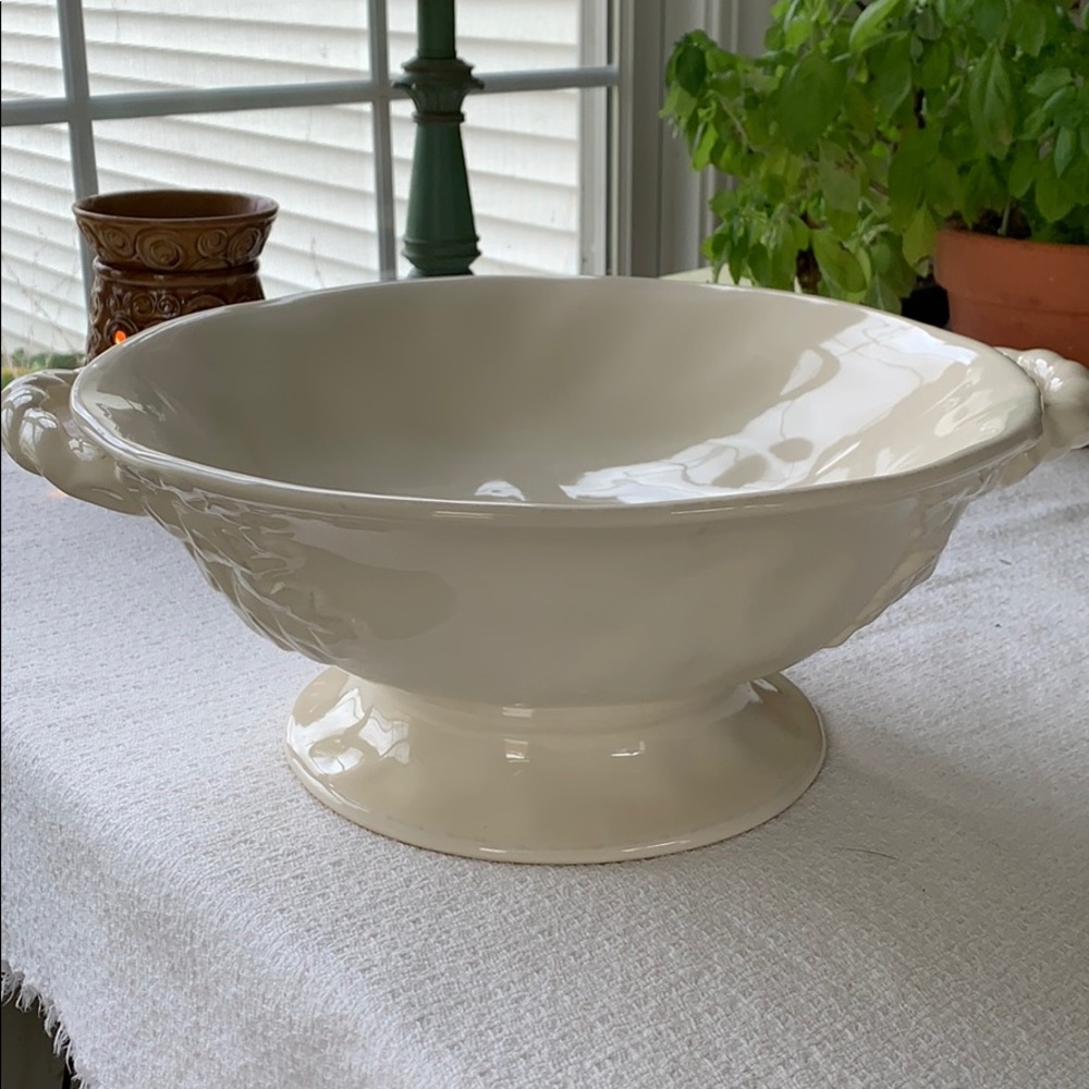Ceramic Centerpiece bowl